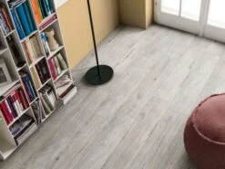 Pavimento Spc Bark Grey Effetto Legno Rovere Grigio