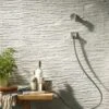 Piastrella Cliff White 16X42 Muretto Effetto Pietra Bianco -Vendite BagnoVivo cliff white ambientazione