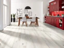 Pavimento Laminato Denver White Legno Bianco Ac4