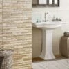 Piastrella Rieti Decor Beige 20X45 Effetto Muretto Travertino 3D -Vendite BagnoVivo rieti beige deco beige ambientazione 2